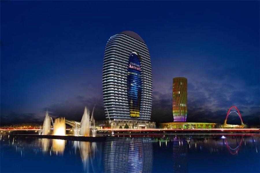 Apartment 16,26,27 Floors In Alliance Palace Batumi Eksteriør billede