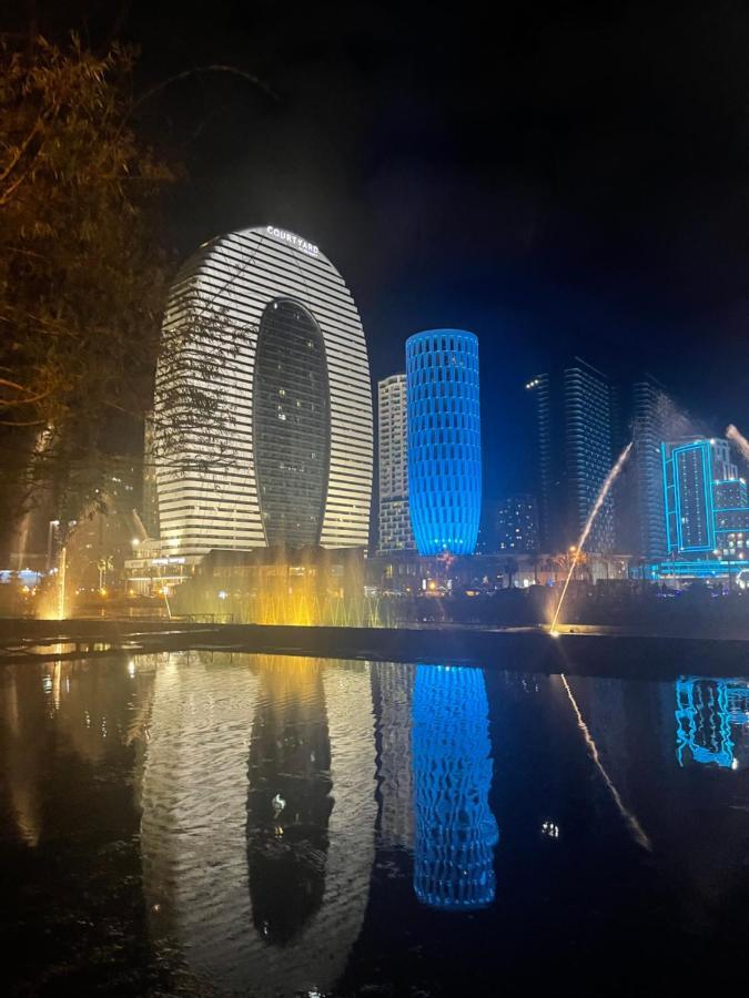 Apartment 16,26,27 Floors In Alliance Palace Batumi Eksteriør billede